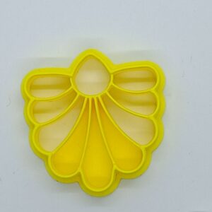 Sunshine Yellow Scallop Clay Cutter