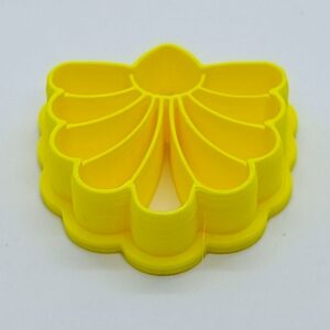 Sunshine Yellow Scallop Clay Cutter